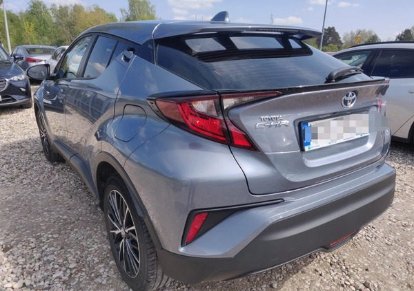 Toyota C-HR cena 89900 przebieg: 33000, rok produkcji 2020 z Ostrołęka małe 667